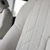 BMW 540i xDrive Legacy Edition - Widok z boku