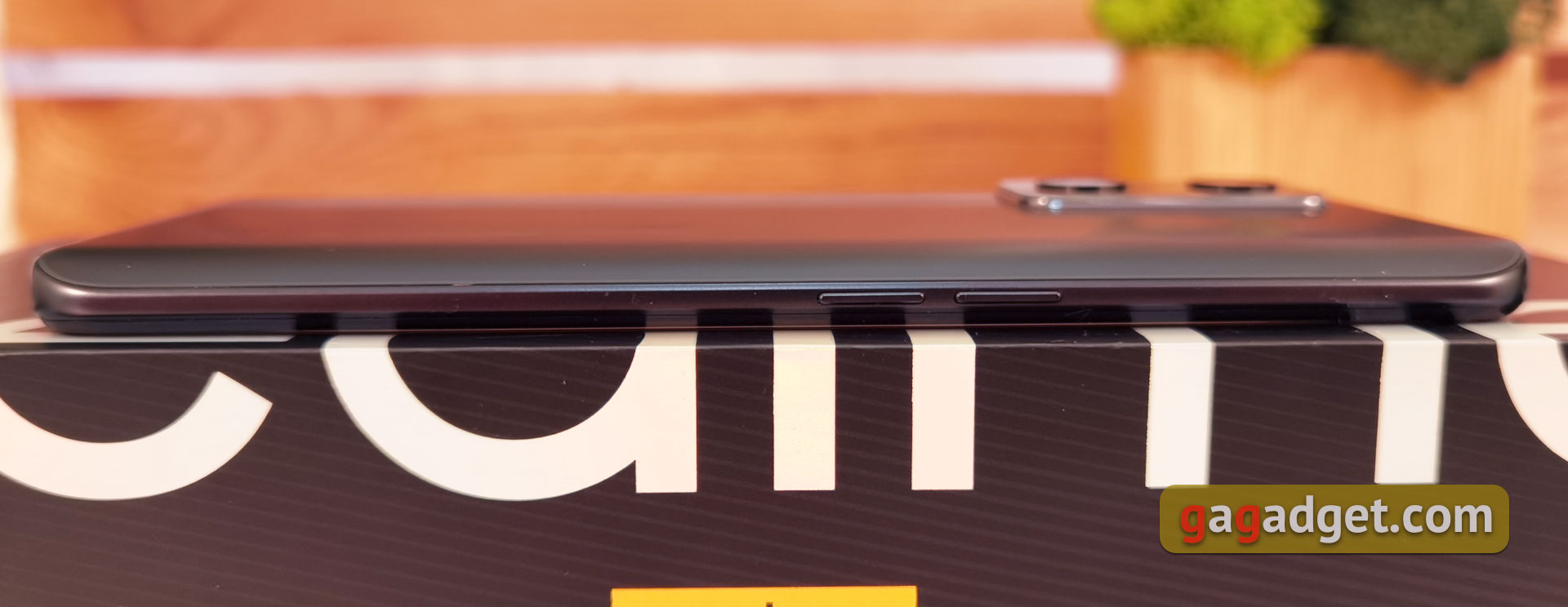 Recenzja realme GT Neo 2: 40 minut ładowania i dwa dni bez gniazdka-10 Recenzja realme GT Neo 2: 40 minut ładowania i dwa dni bez gniazdka-10